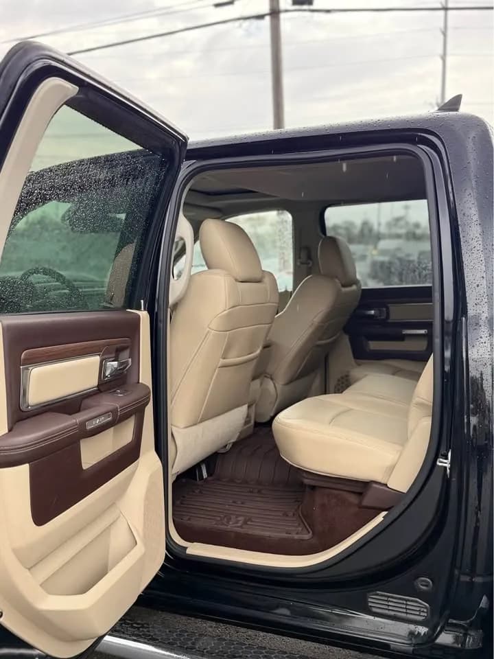 2015 RAM Ram 1500 Pickup Laramie - Photo 8