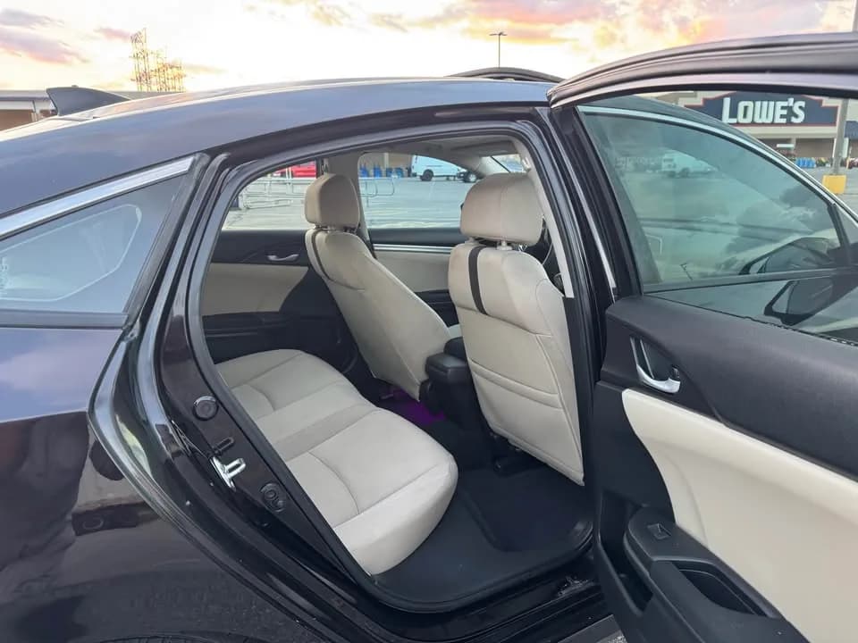 2017 Honda Civic EX - Photo 9